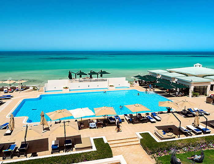 Hôtel Ulysse Djerba Thalasso & Spa - Piscine exterieure et vue mer