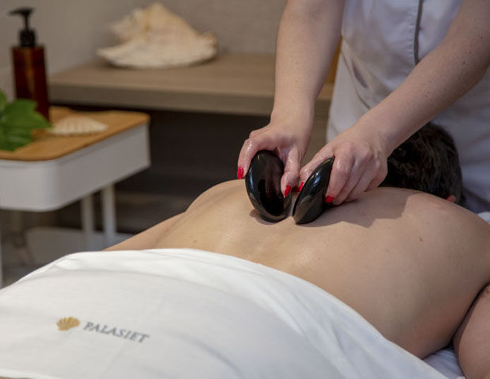 PALASIET Thalasso Clinic & Hotel - Massage aux pierres chaudes