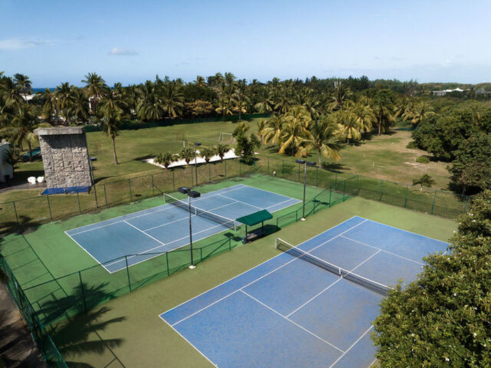 Long Beach Mauritius - Tennis