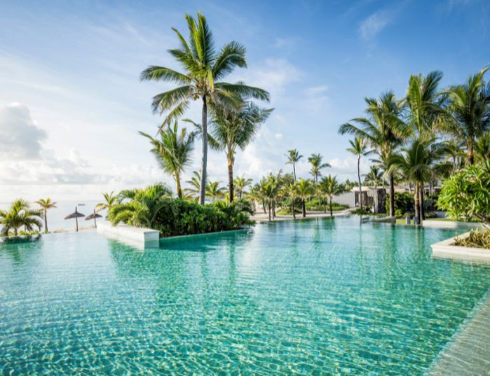 Long Beach Mauritius - Piscine exterieure