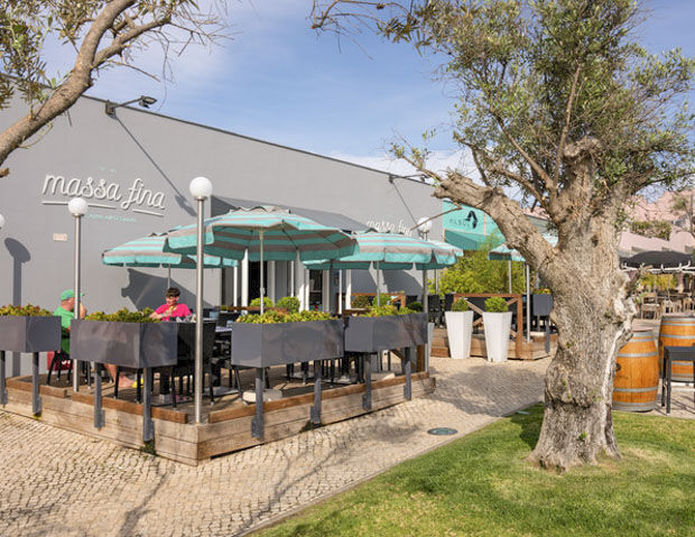 Vila Galé Collection Praia - Terrasse du restaurant massa fina
