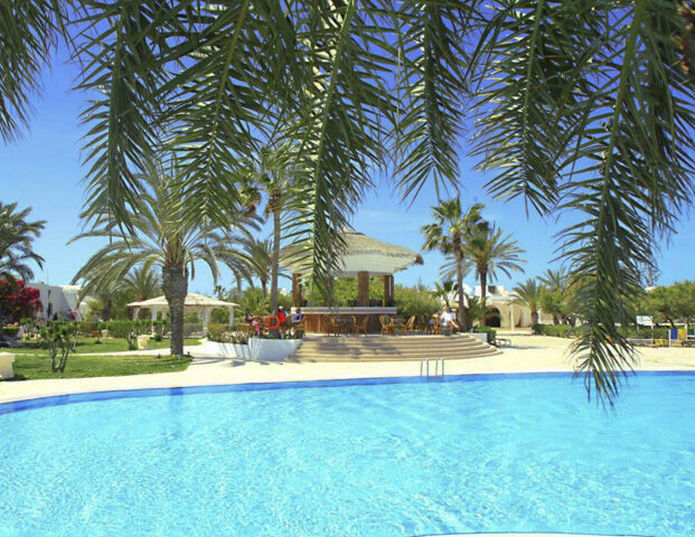 Djerba Plaza Thalasso & Spa - Piscine exterieure