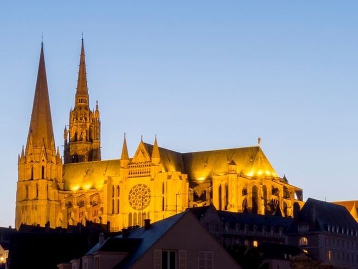 Castel Maintenon - Handwritten Collection - Cathedrale de chartres