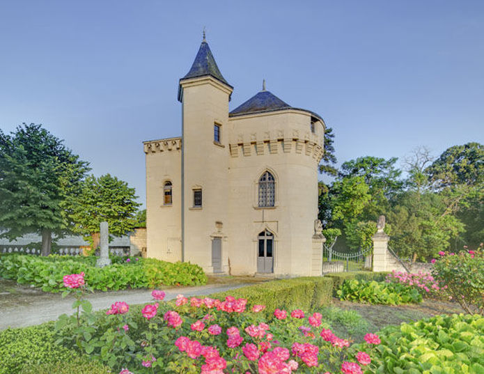 Château de Candes Art and Spa - La tour du chateau