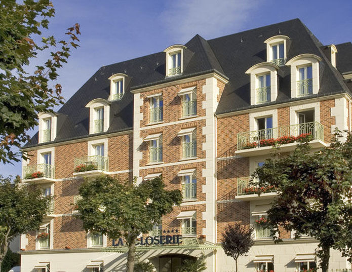 Résidence la Closerie Deauville - Hotel