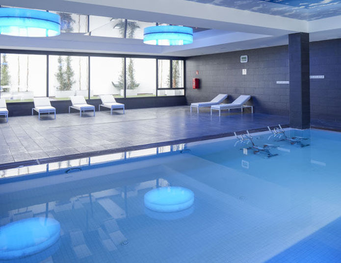 Hôtel & Thalasso Villa Antilla - Piscine interieure
