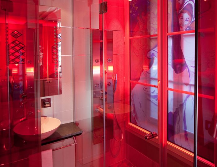 Secret de Paris Hôtel & Spa - Salle de bain moulin rouge