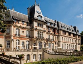Château Jeanne & The Forest – Château de Montvillargenne 