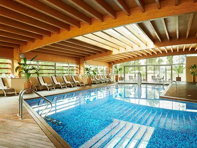 Spa piscine interieure