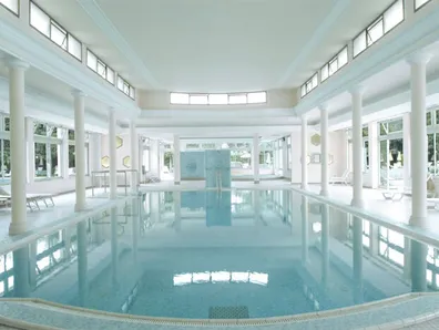 Piscine interieure