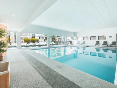 Piscine interieure