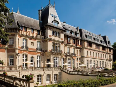 Chateau jeanne and the forest