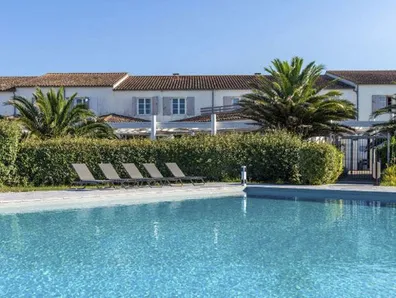 Piscine exterieure