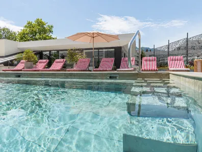Piscine exterieure 