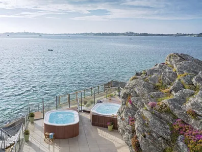 Bain a remous exterieur