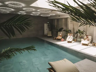 Piscine interieure chauffee