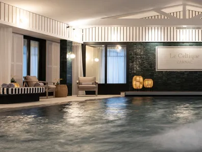 Piscine interieure