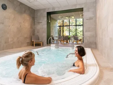  Jacuzzi