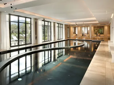 Piscine interieure