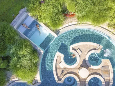 Parcours hydromassages chauffe toute l annee