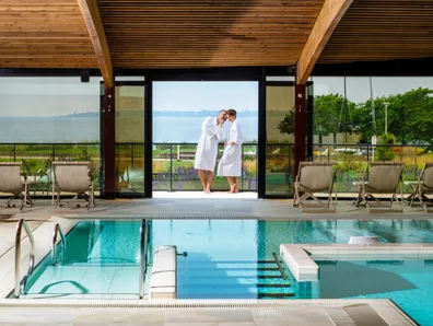Piscine interieure