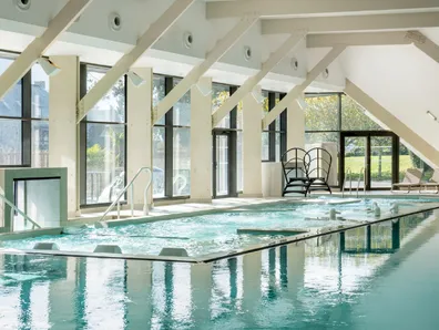 Piscine interieure