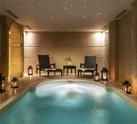 Piscine bain a remous