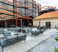 Terrasse de la brasserie la distillerie