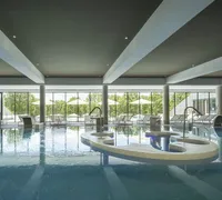 Piscine interieure