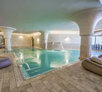 Piscine interieure
