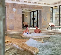 Piscine de thalassotherapie