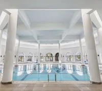 Piscine interieure