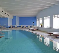 Piscine interieure
