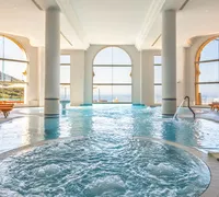 Piscine interieure chauffee