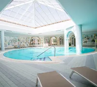 Piscine interieure