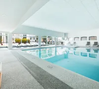 Piscine interieure