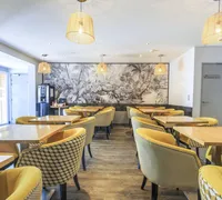 Salle de petit dejeuner