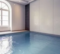 Piscine interieure