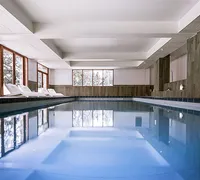 Piscine interieure