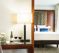 Junior suite executive