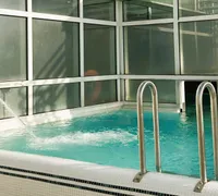 Piscine interieure