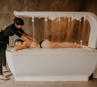 Massage sous affusion