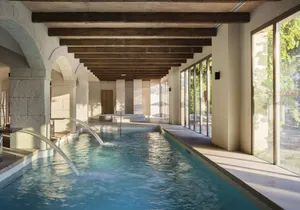 Piscine interieure