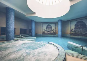 Piscine interieure