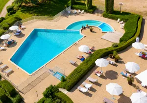 Piscine exterieure