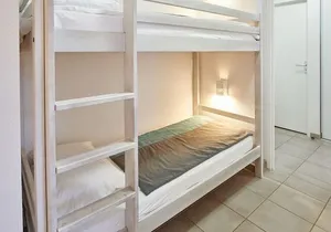 Chambre deux lits superposes