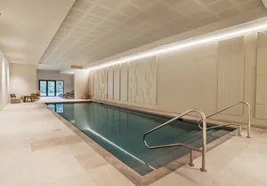 Piscine interieure