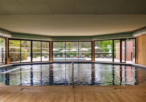 Piscine interieure