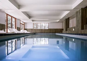 Piscine interieure