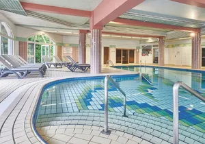 Piscine interieure